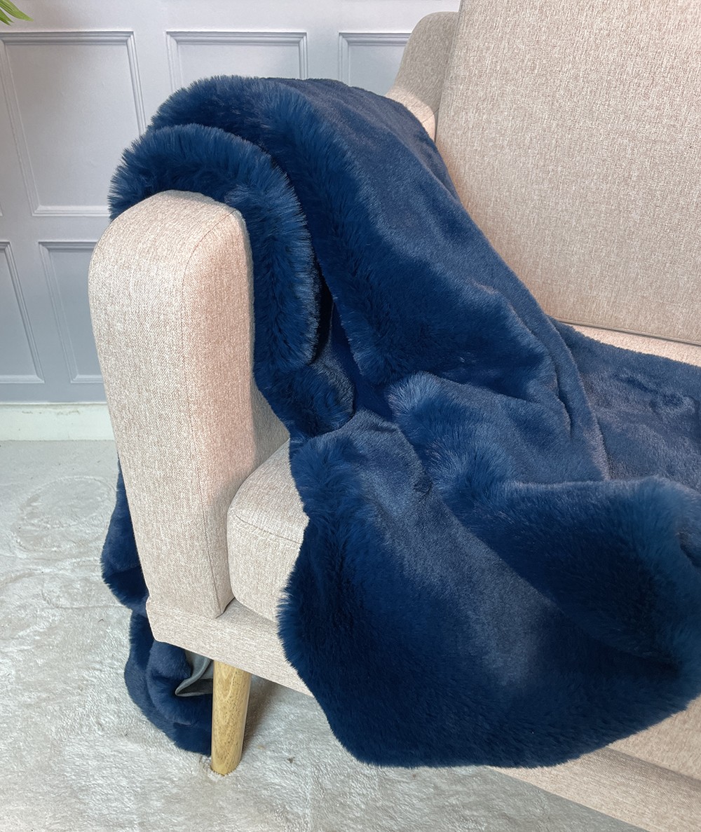 Richmond Ink faux fur throw