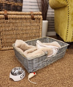 Luxury beige faux fur pet blanket