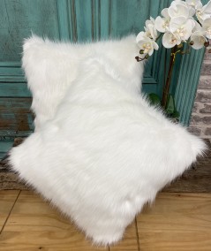 Deluxe Polar Faux Fur Cushions