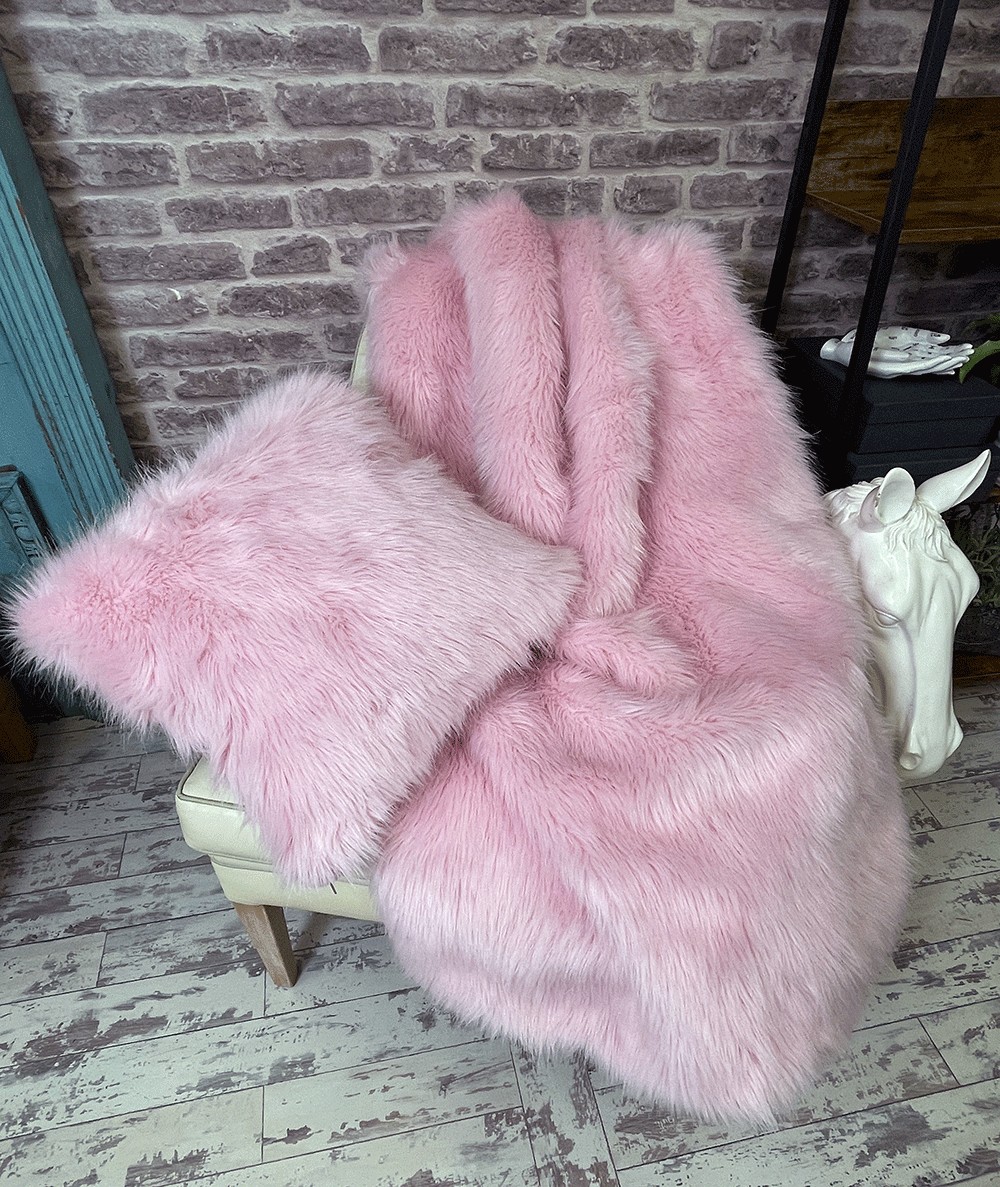 Bubble-gum Faux Fur Throw