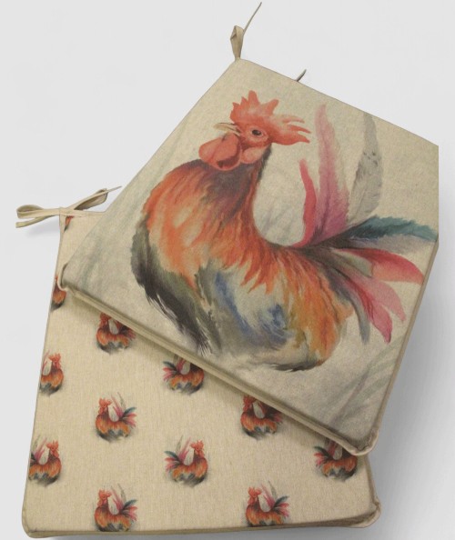 Large rooster reversible tapered seat pads available with small roosters on the reverse