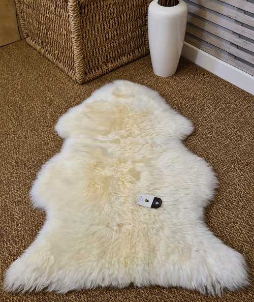 Natural Sheepskin Rug 0130