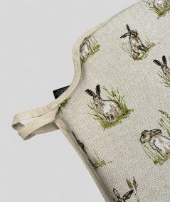 Linen look spindle seat pads with small hare design